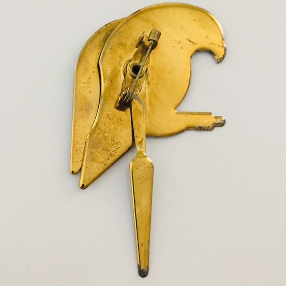Vintage Parrot Brass Frame Pin Glitter Resin Feather Bird paradise Lapel Brooch - Picture 4 of 7